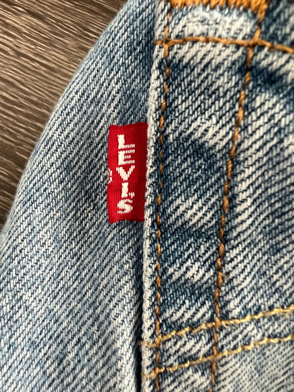 Levi's Premium Distressed 501 S Skinny Big E High-Rise Jeans - Picture 3 of 14